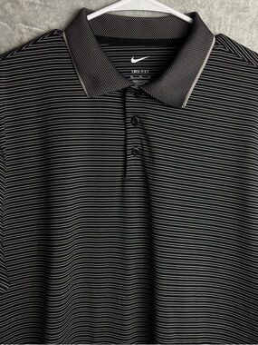 Nike Dri Fit Polo XL Shirt Mens Gray Striped Short Sleeve Casual Outdoor Golf